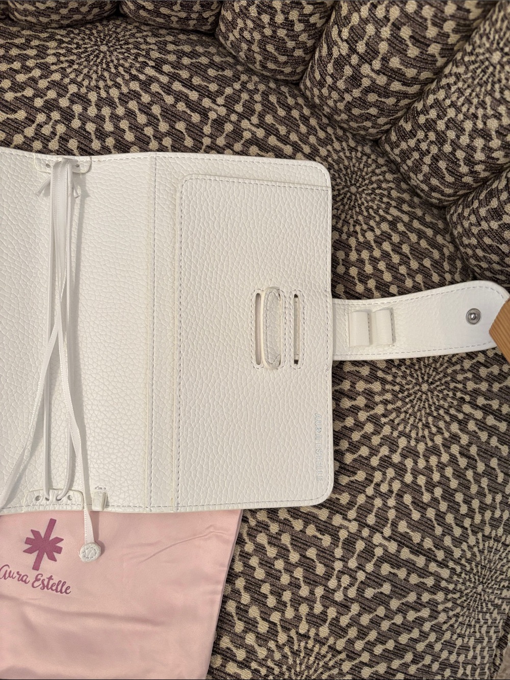 Aura Estelle B6 Airy Notebook Planner Cover Snow Angel White New with Dust bag - Picture 10 of 16